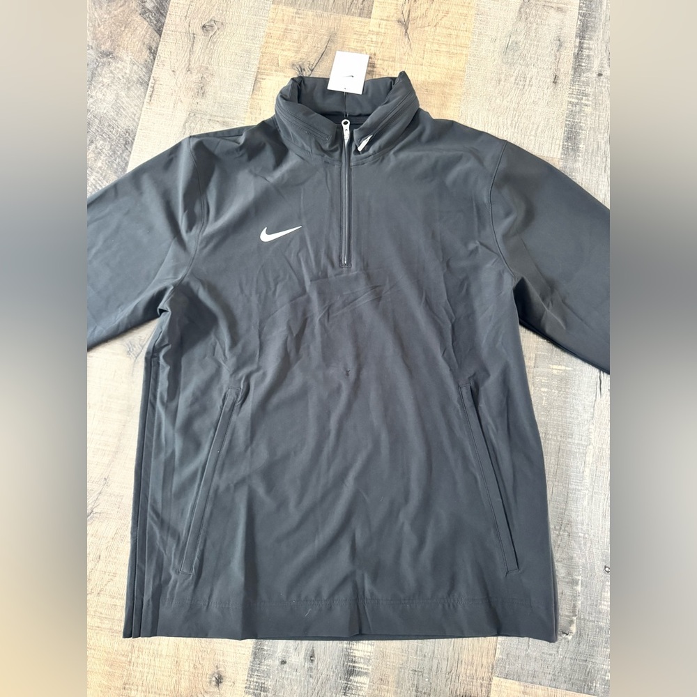 COPY - Nike lightweight hooded jacket